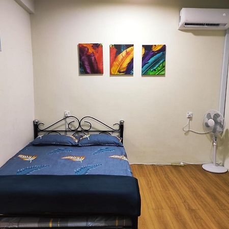 Hornbill Homestay Samarahan Kota Samarahan Exteriör bild